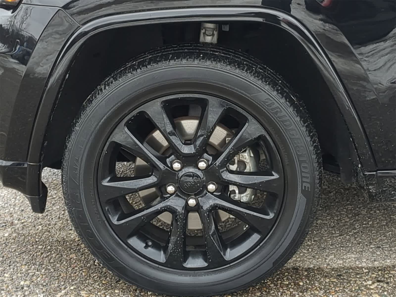 Thumbnail: 2022 Jeep Grand Cherokee - 21