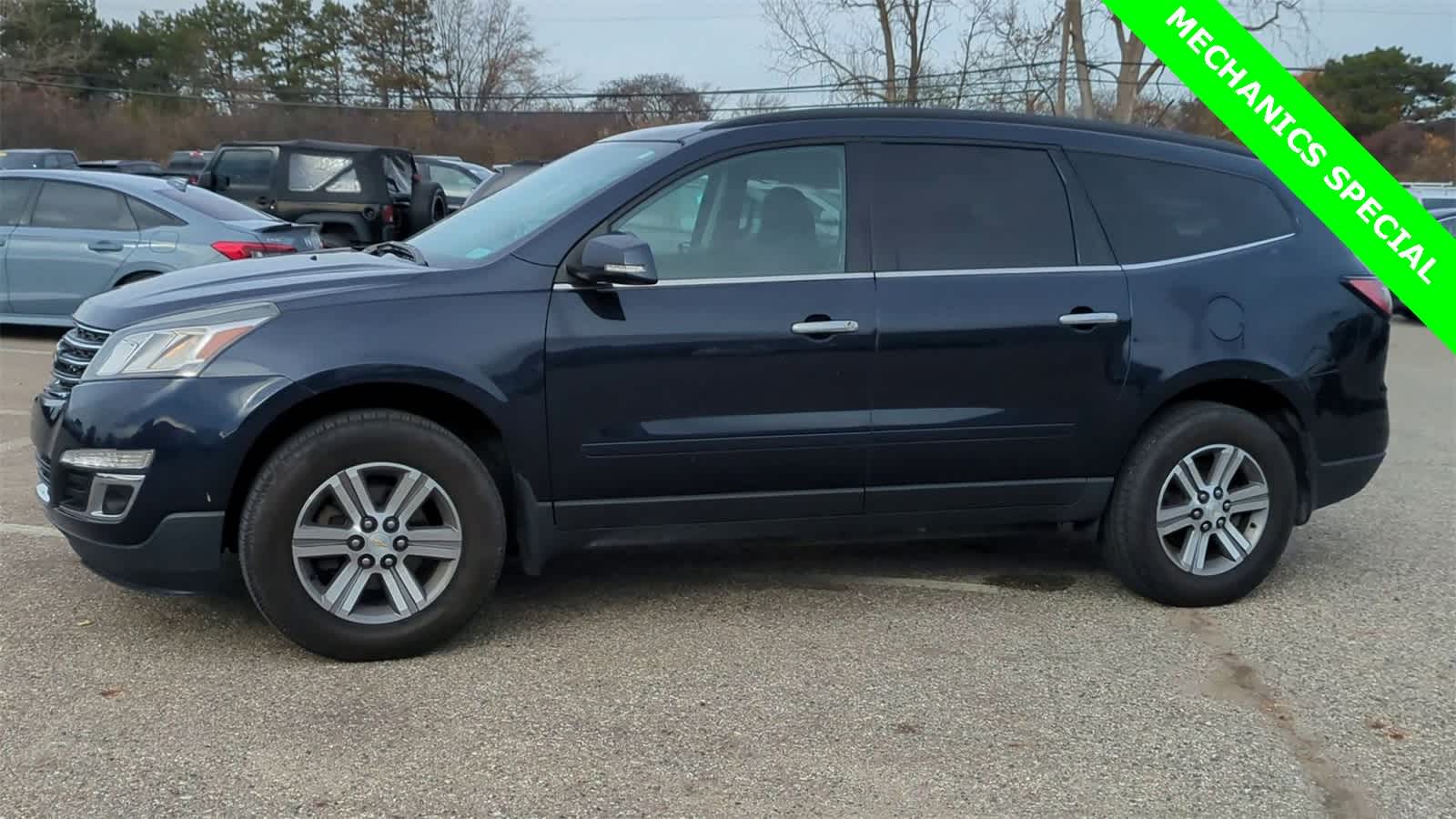 Thumbnail: 2015 Chevrolet Traverse - 4