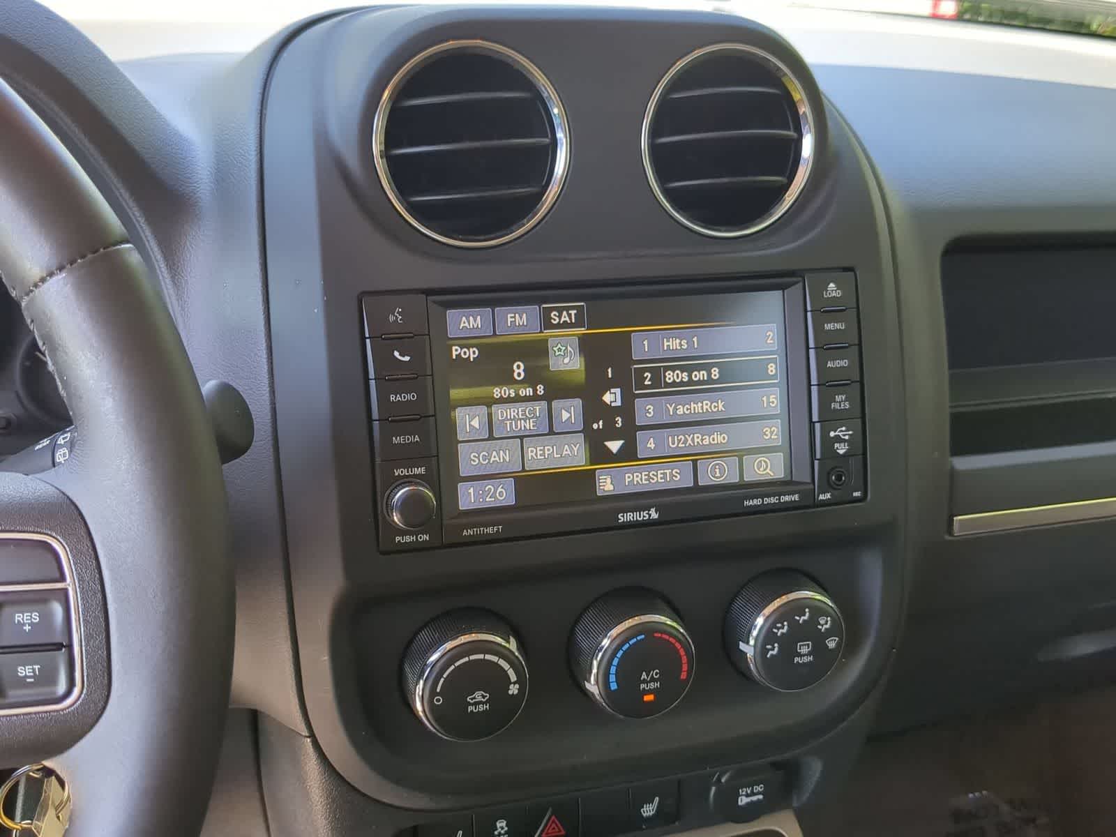 Thumbnail: 2015 Jeep Patriot - 27