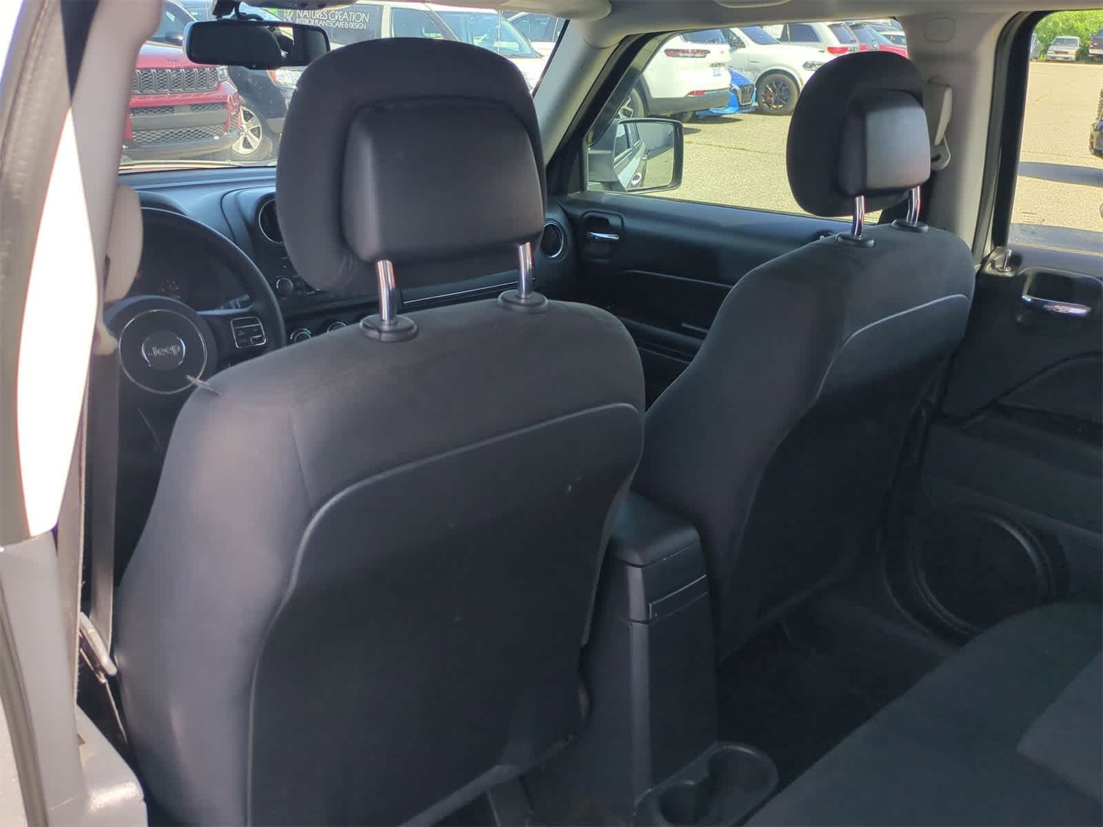 Thumbnail: 2016 Jeep Patriot - 16