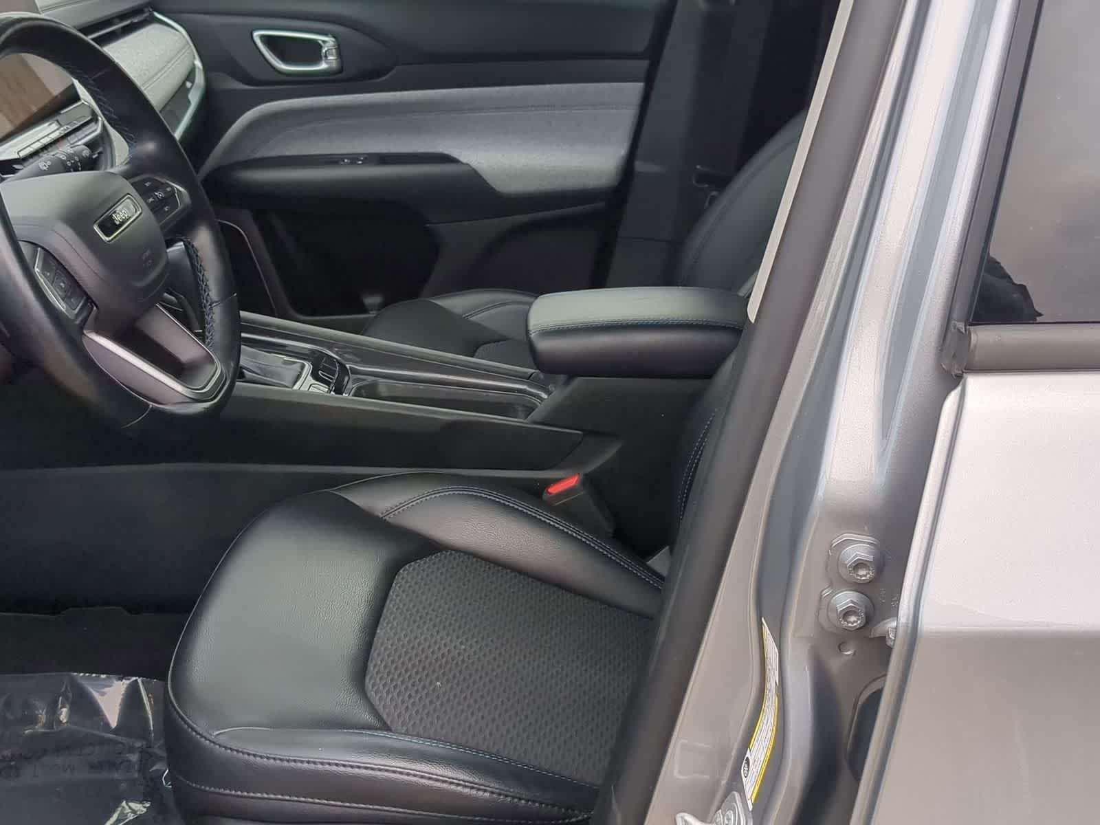 Thumbnail: 2022 Jeep Compass - 15