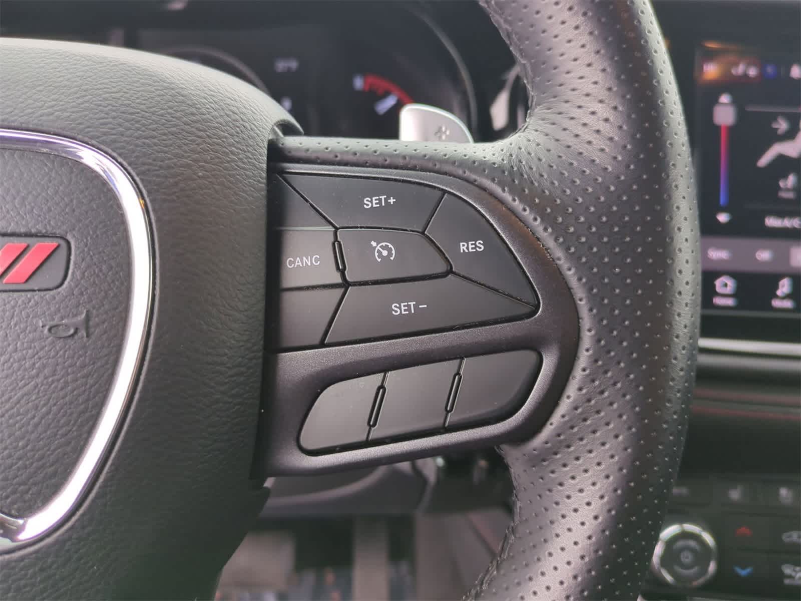 Thumbnail: 2021 Dodge Durango - 24