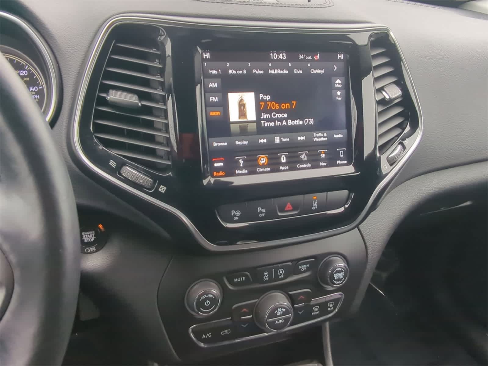 Thumbnail: 2019 Jeep Cherokee - 34