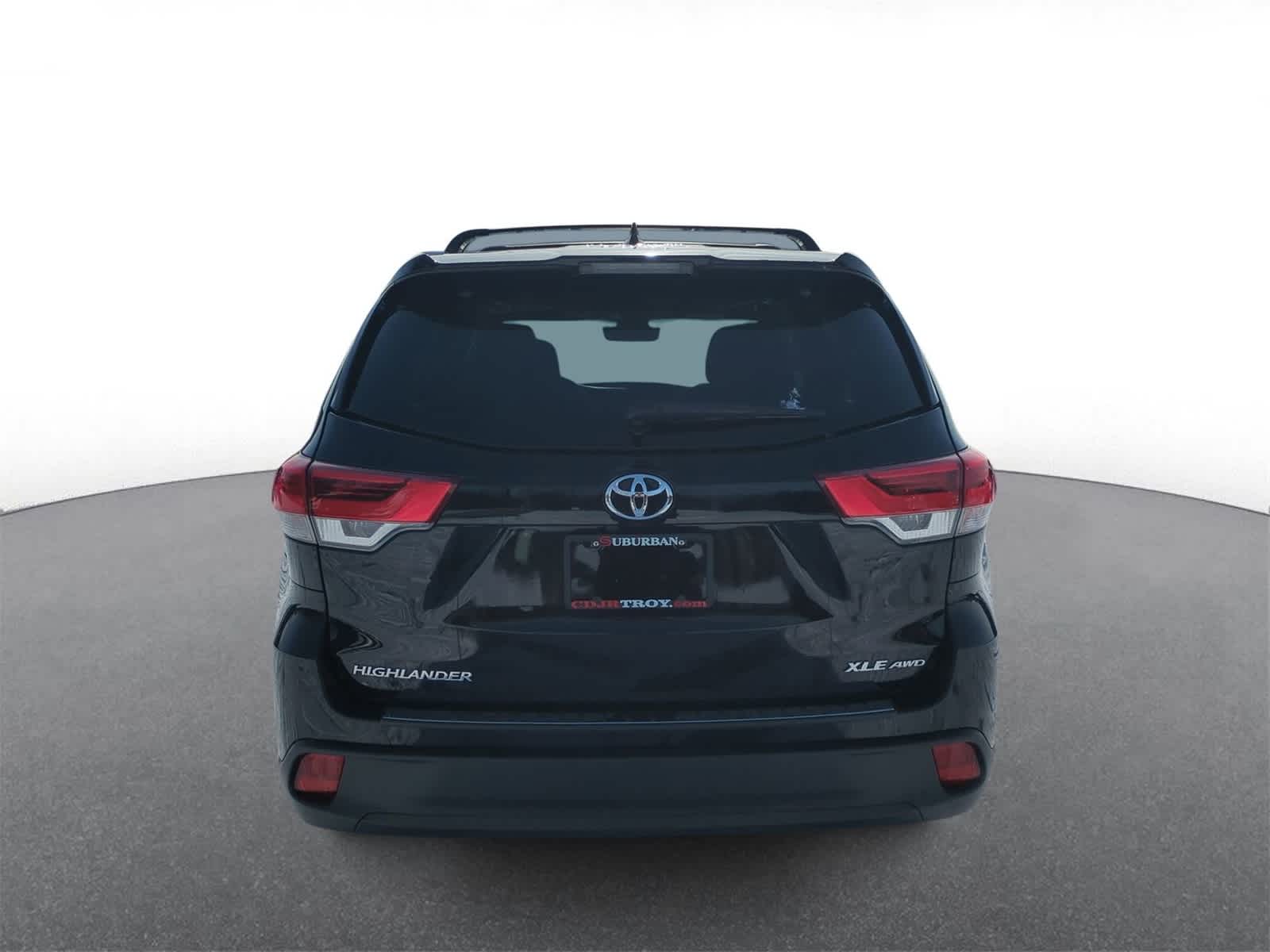 Thumbnail: 2019 Toyota Highlander - 7