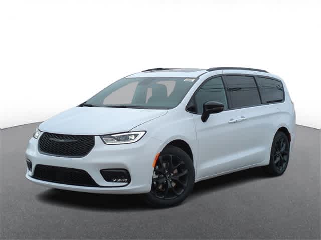 2024 Chrysler Pacifica Limited -
                Troy, MI