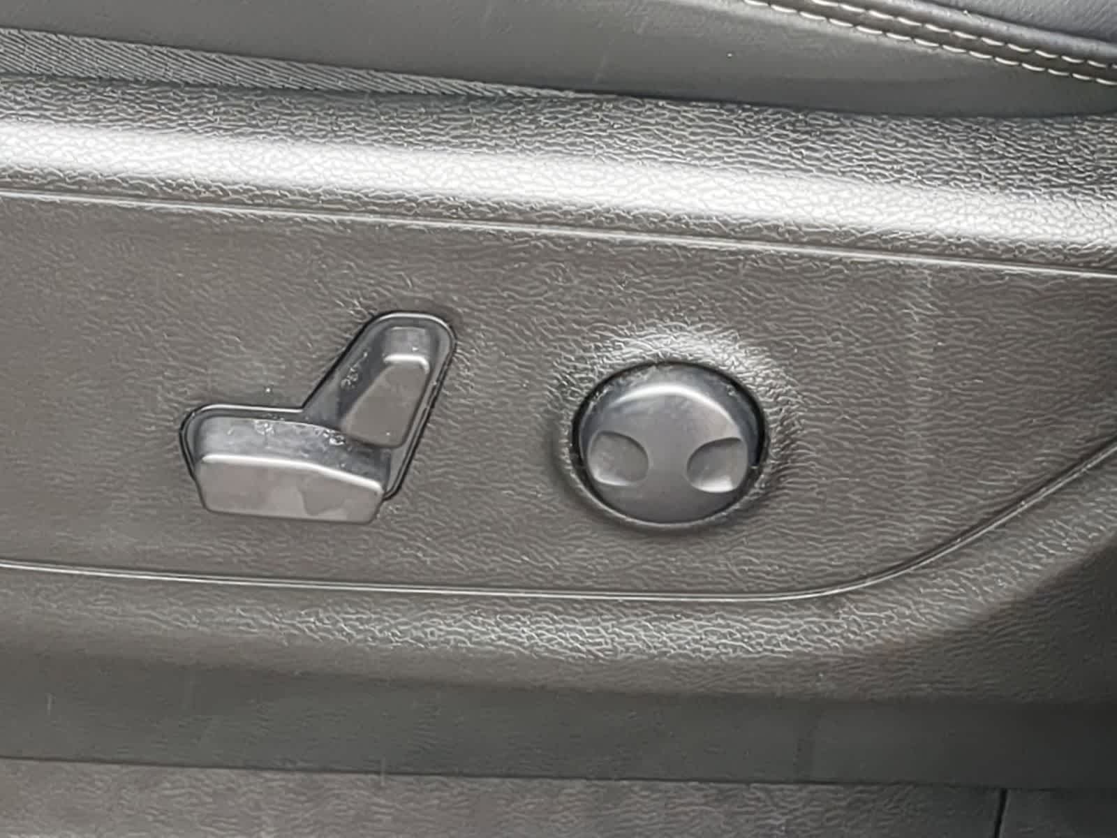 Thumbnail: 2023 RAM 1500 - 17