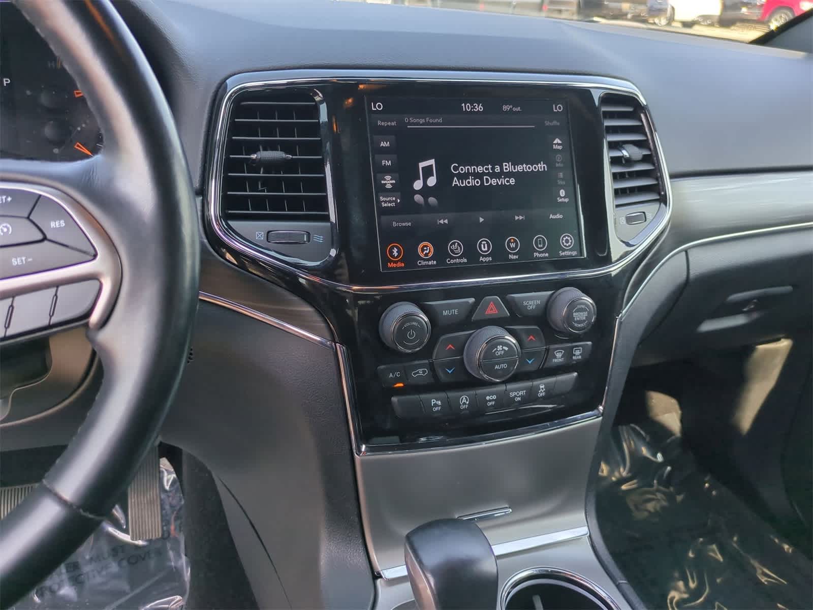 Thumbnail: 2021 Jeep Grand Cherokee - 25