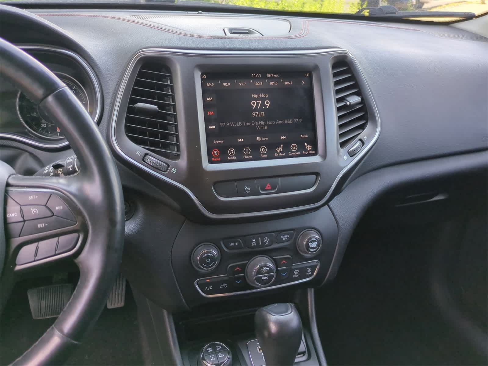 2019 Jeep Cherokee Trailhawk 25