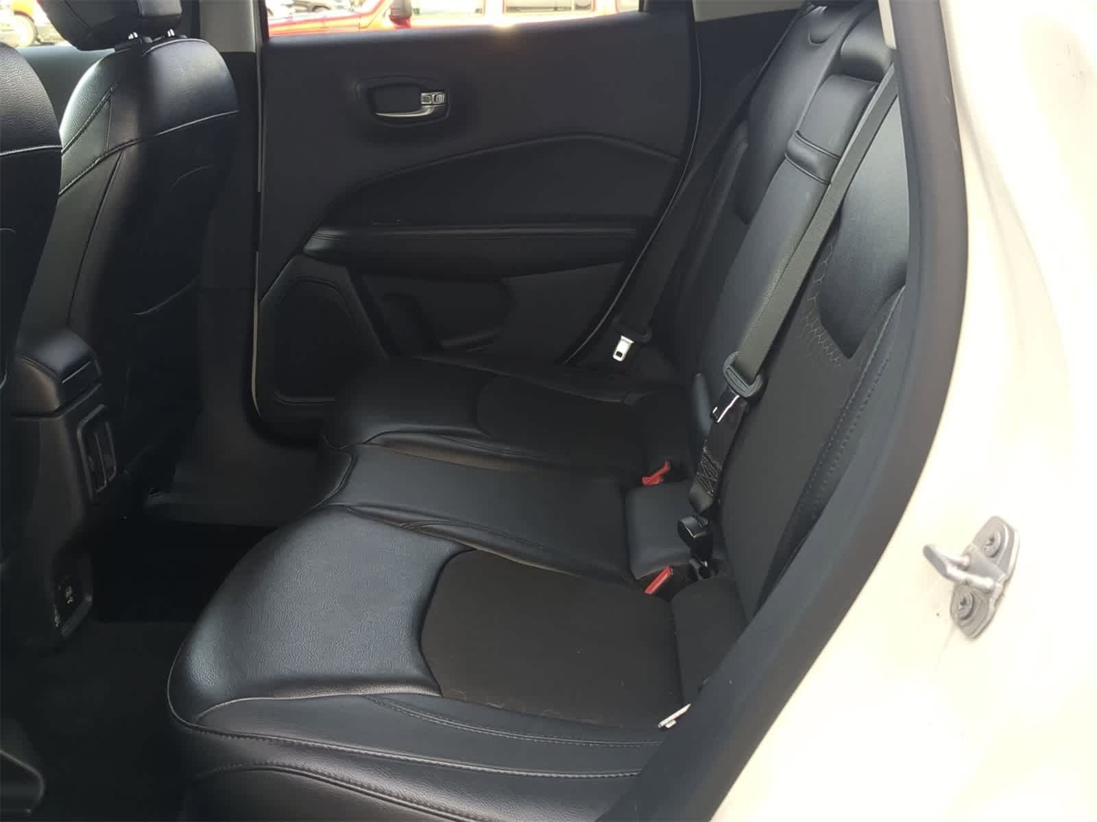 Thumbnail: 2018 Jeep Compass - 26