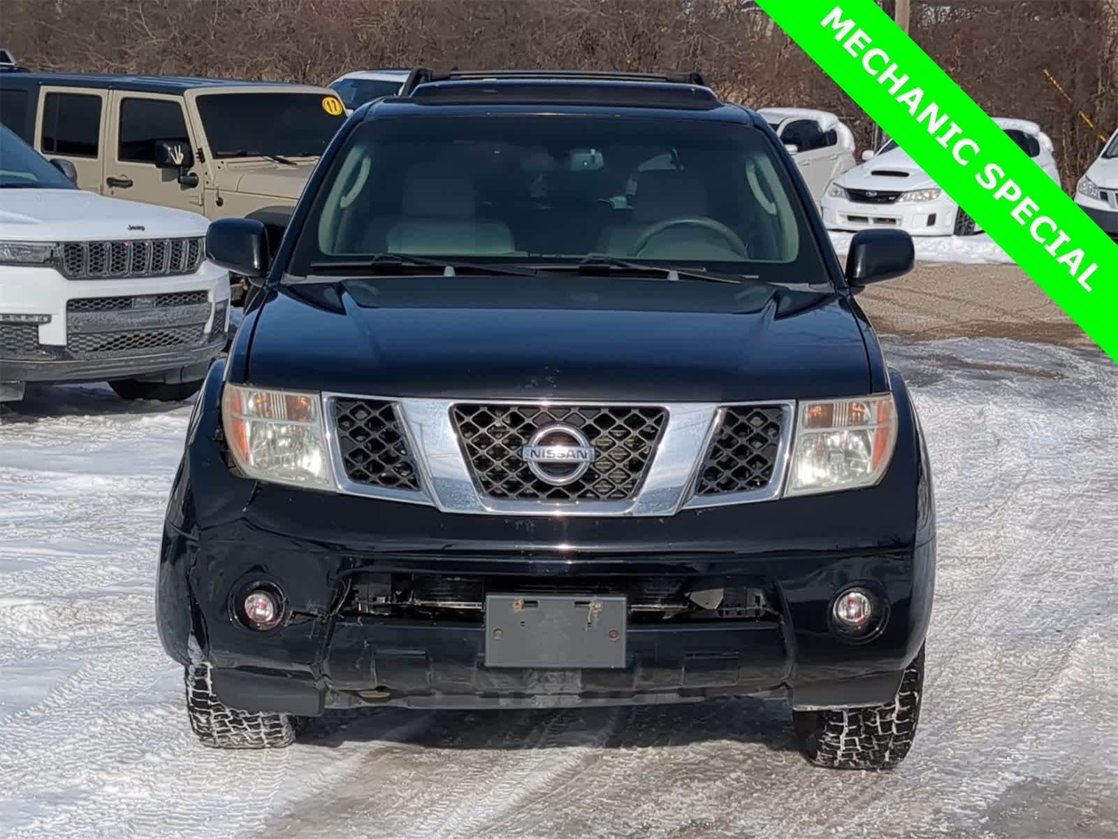 Thumbnail: 2007 Nissan Pathfinder - 17