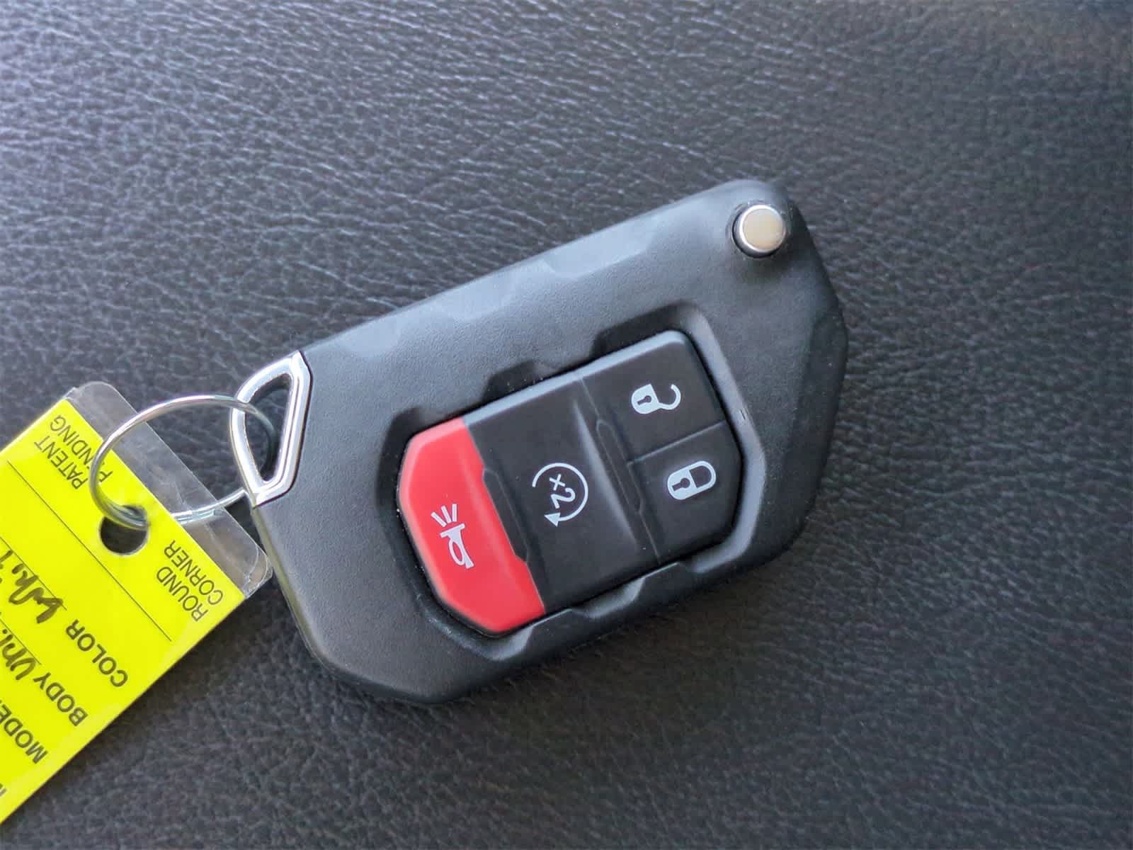 Thumbnail: 2022 Jeep Wrangler - 34