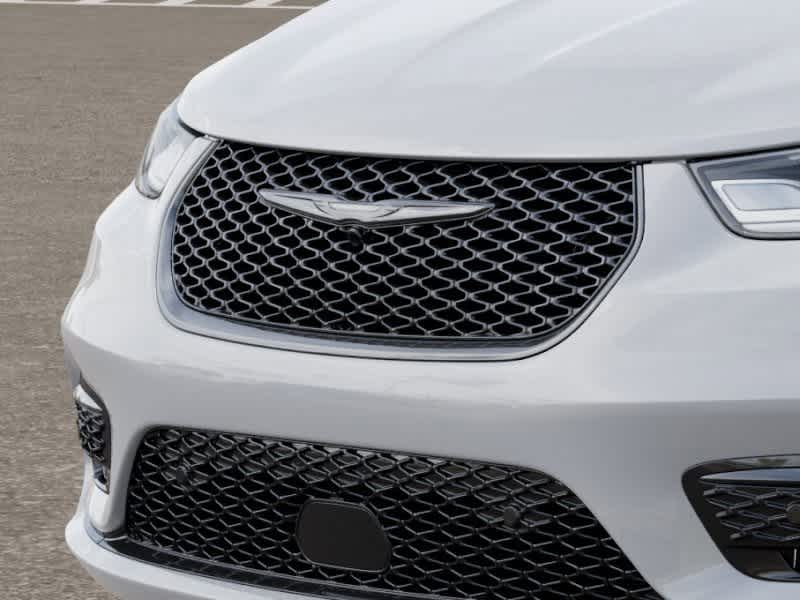 Thumbnail: 2026 Chrysler Pacifica - 11