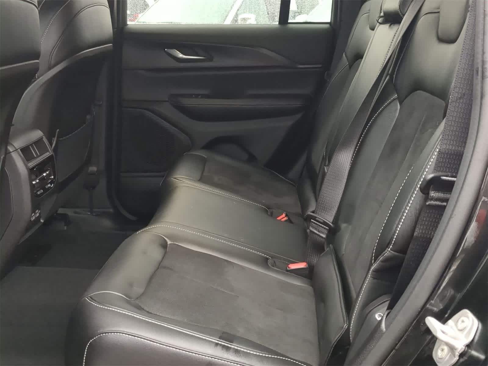 Thumbnail: 2024 Jeep Grand Cherokee - 27