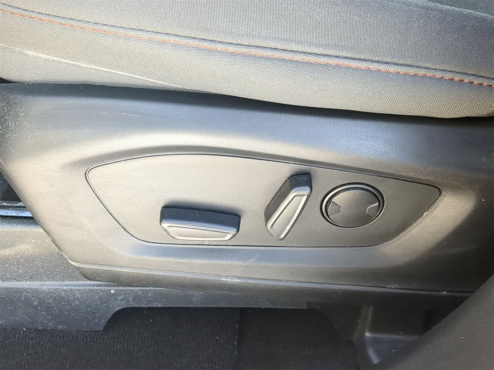 Thumbnail: 2025 Ford Explorer - 24