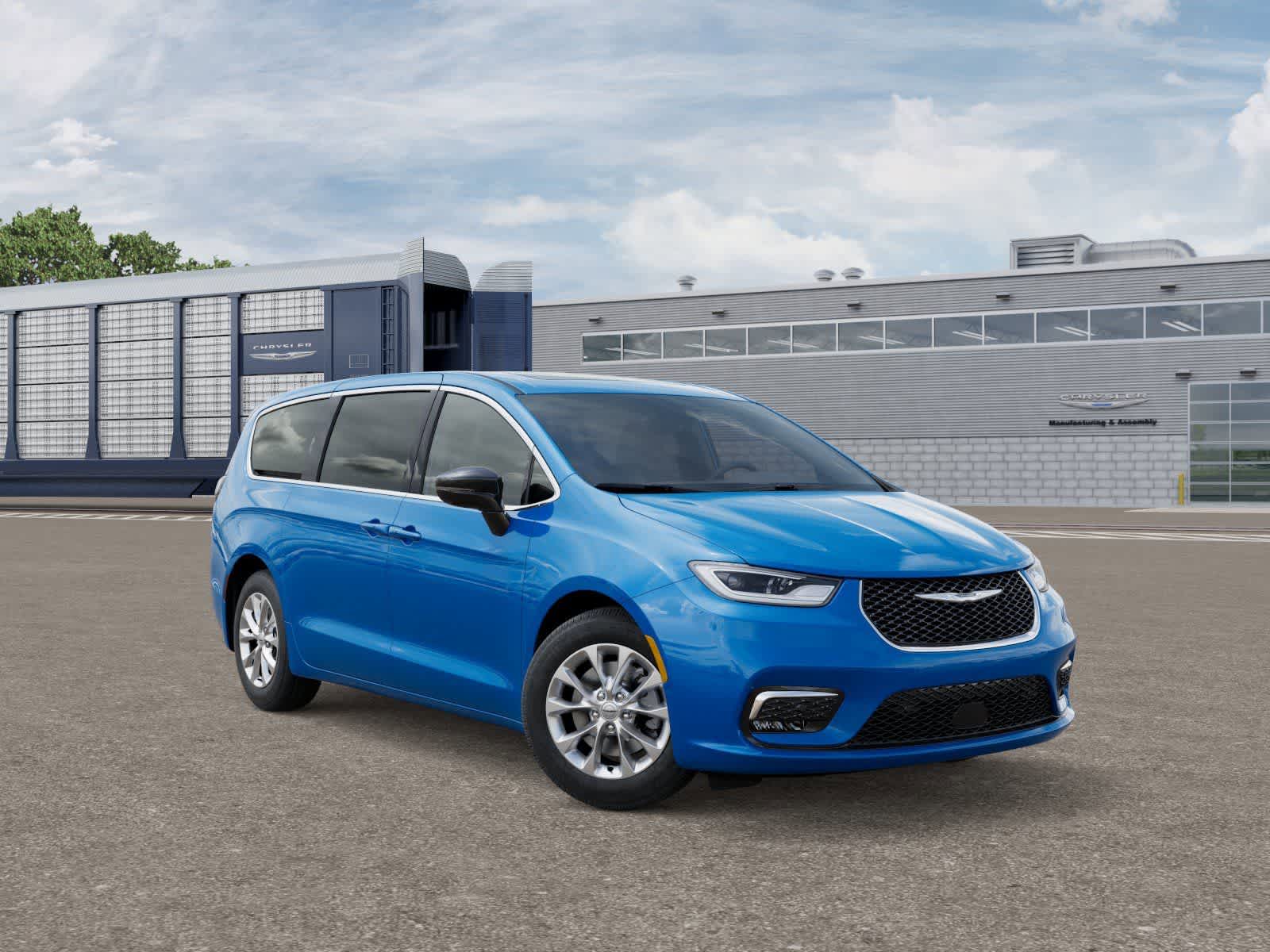 Thumbnail: 2026 Chrysler Pacifica - 5