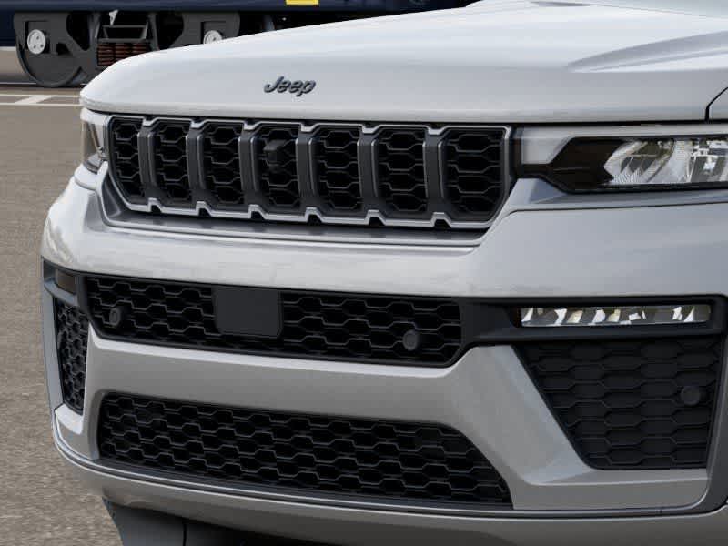 Thumbnail: 2026 Jeep Grand Cherokee - 11