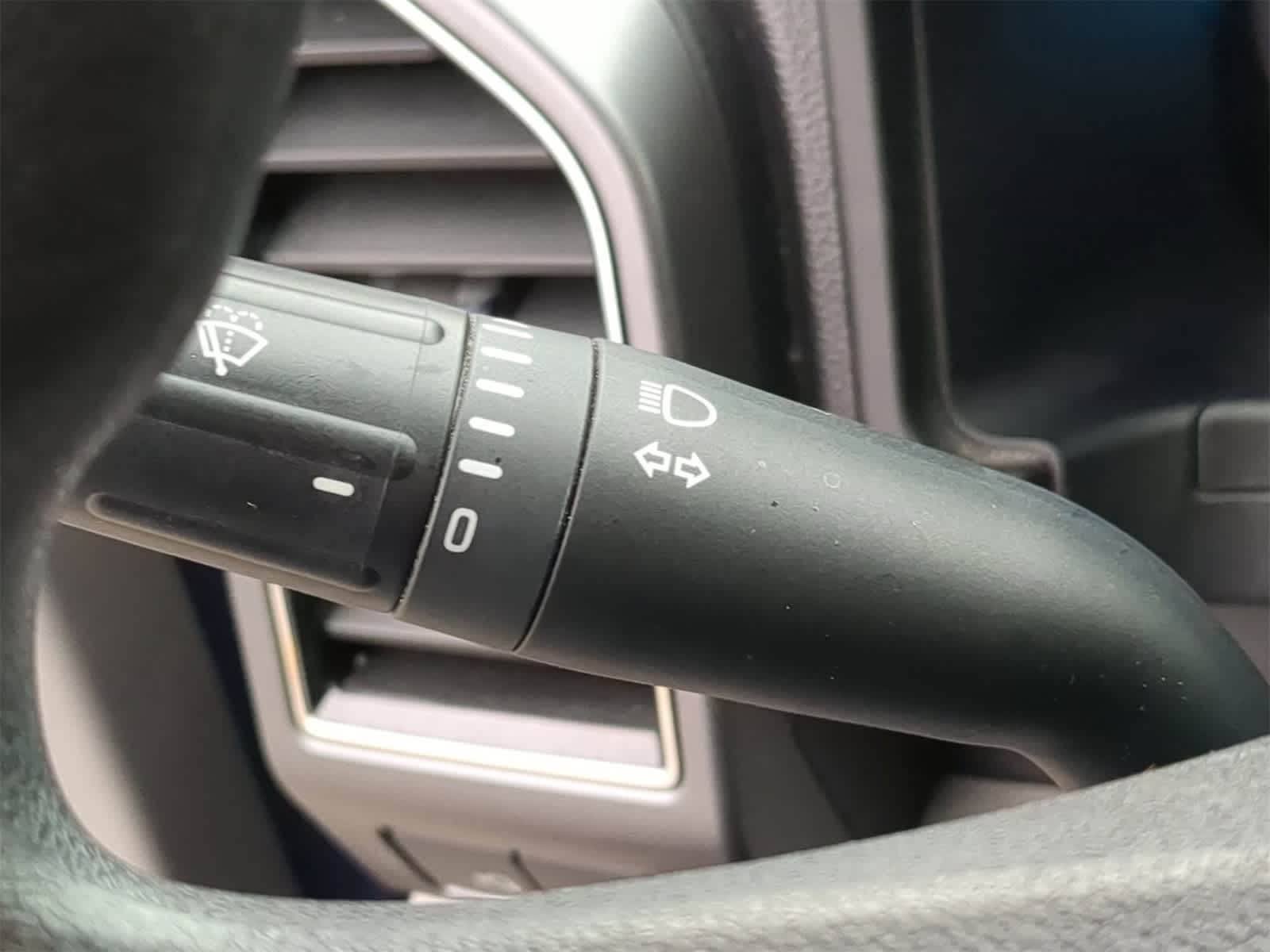 Thumbnail: 2019 Ford Econoline - 32