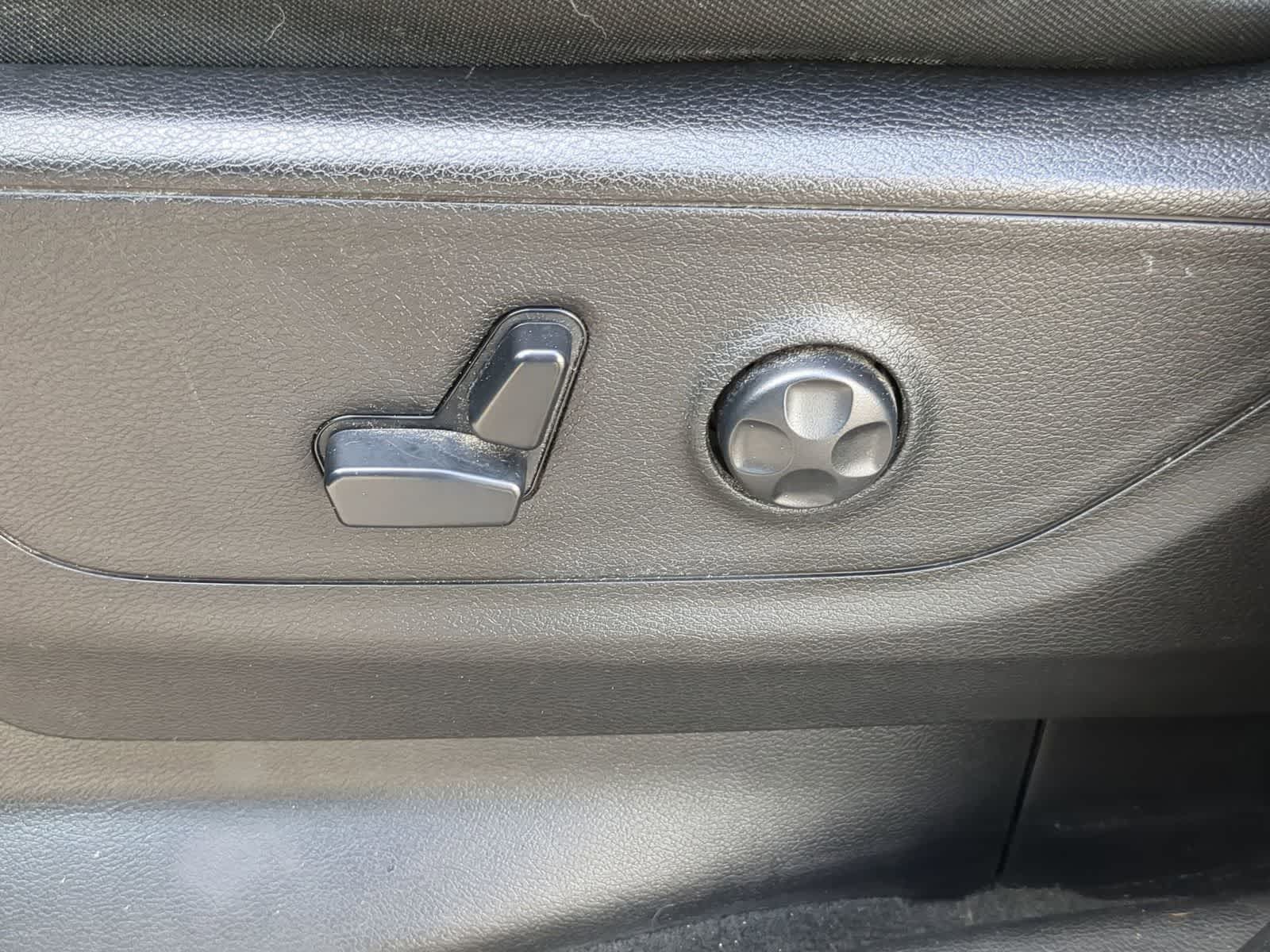 Thumbnail: 2019 RAM 1500 - 17