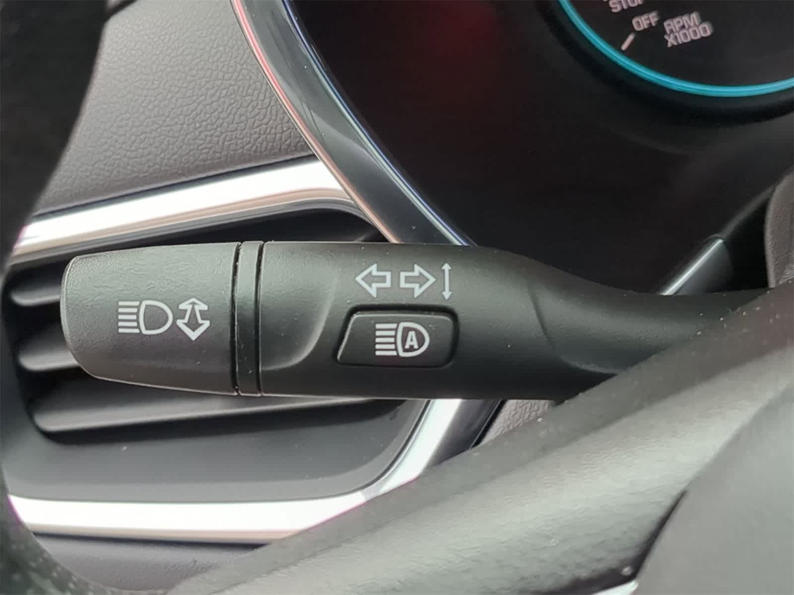 Thumbnail: 2020 Chevrolet Equinox - 34