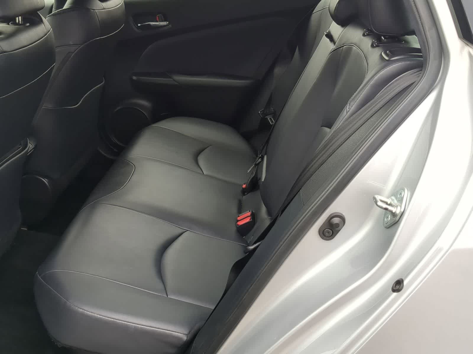 Thumbnail: 2022 Toyota Prius - 19