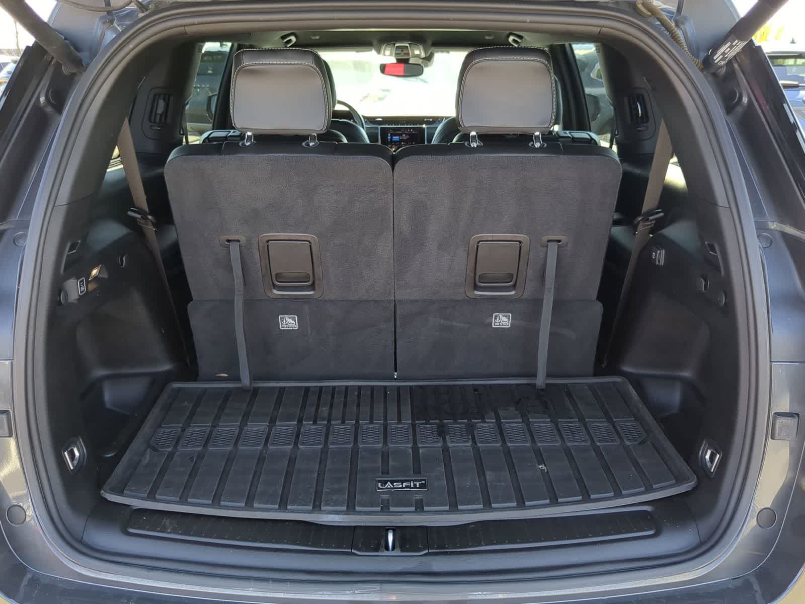 Thumbnail: 2022 Jeep Grand Cherokee L - 31