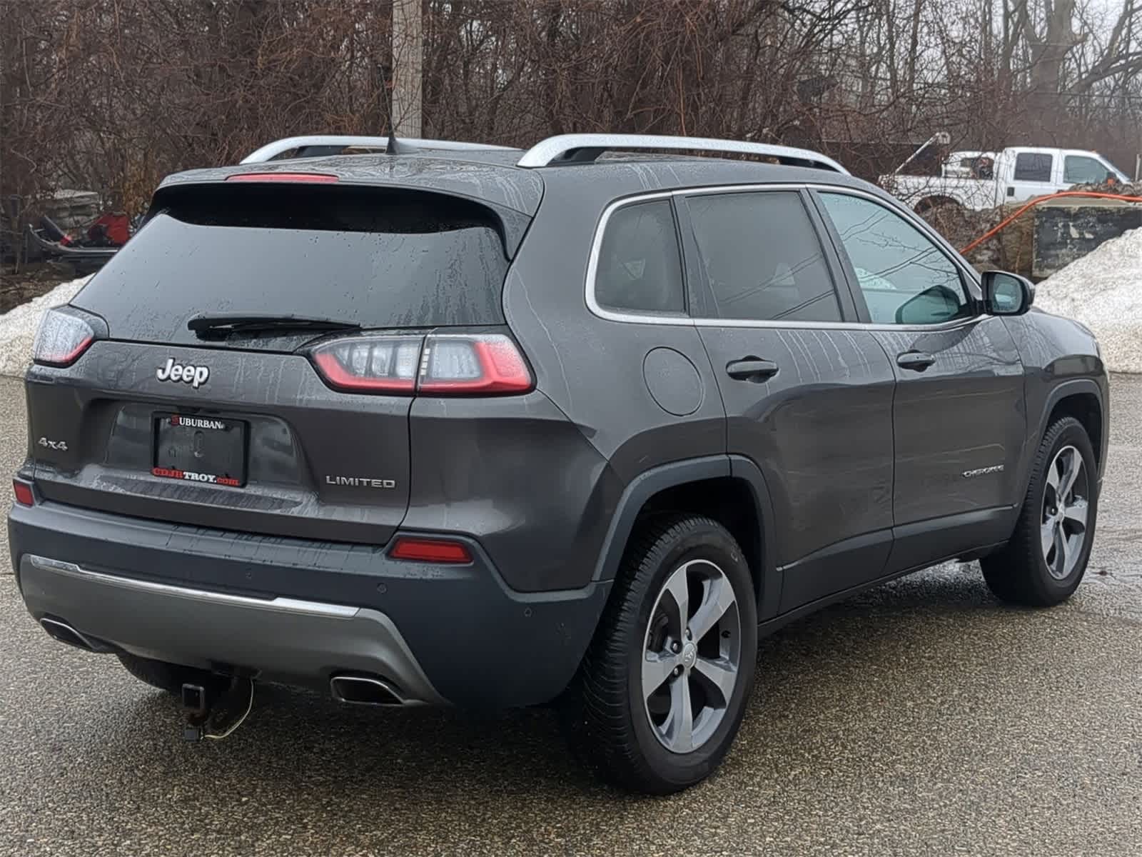 Thumbnail: 2019 Jeep Cherokee - 14