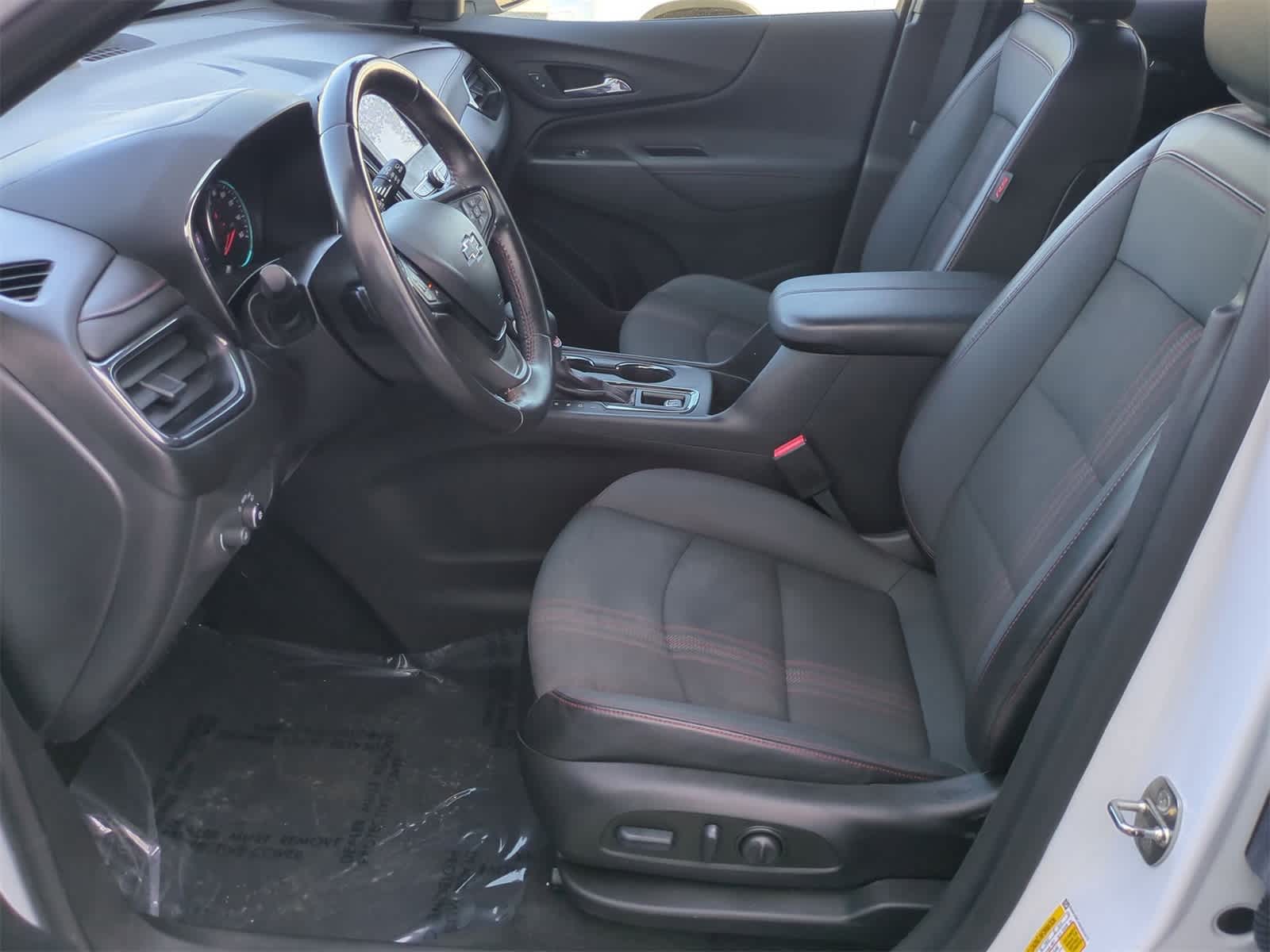 Thumbnail: 2022 Chevrolet Equinox - 16