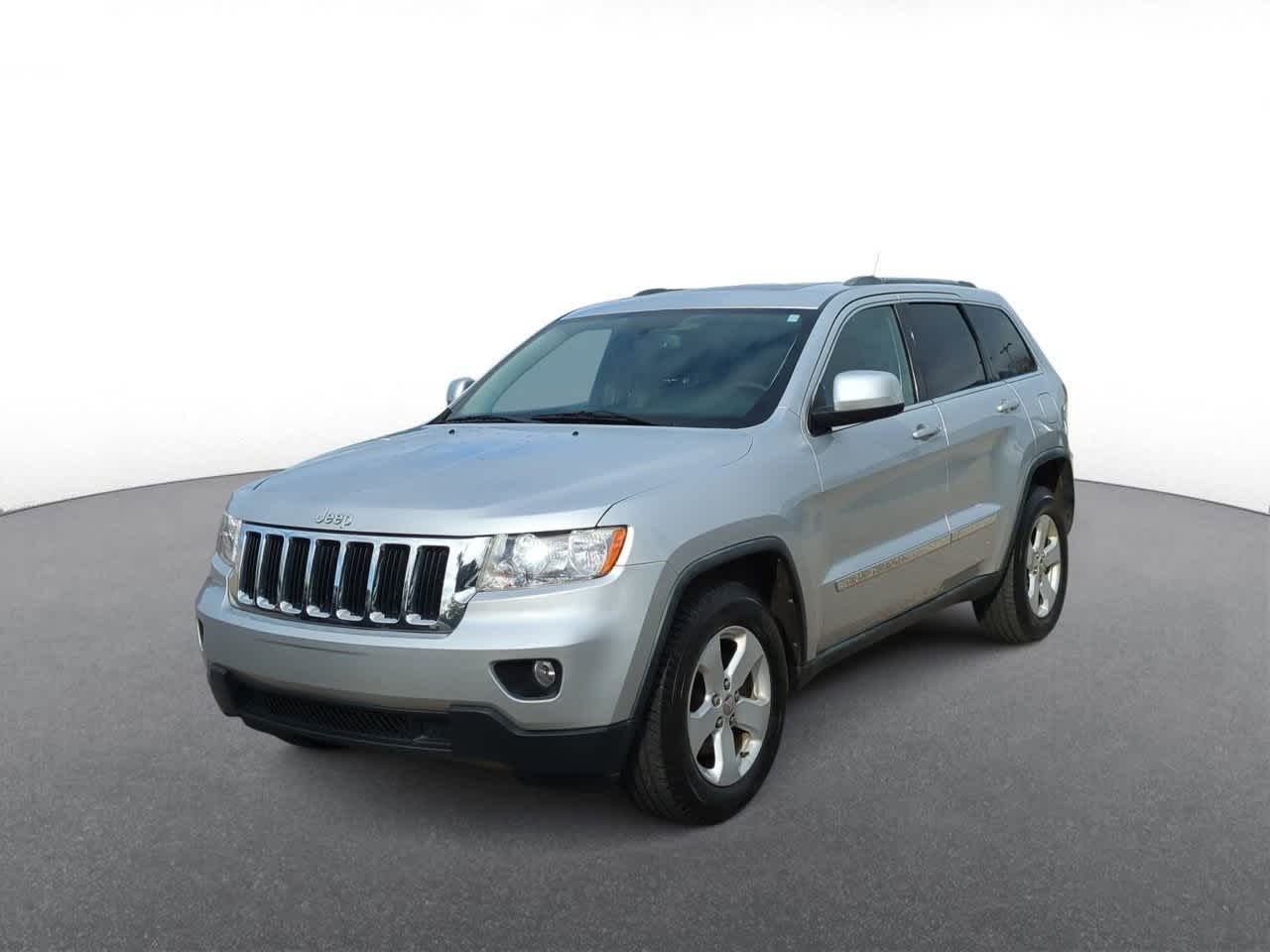 Thumbnail: 2011 Jeep Grand Cherokee - 4