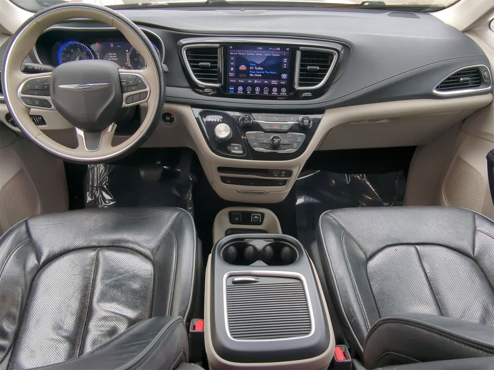 Thumbnail: 2020 Chrysler Pacifica - 22