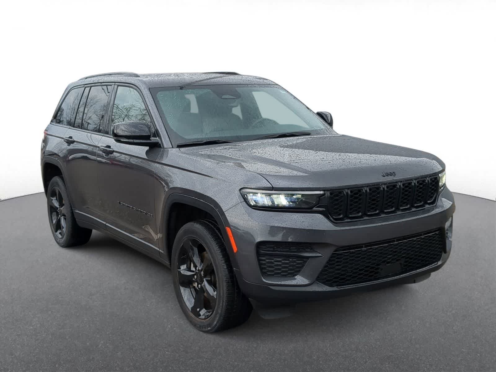 Thumbnail: 2022 Jeep Grand Cherokee - 2
