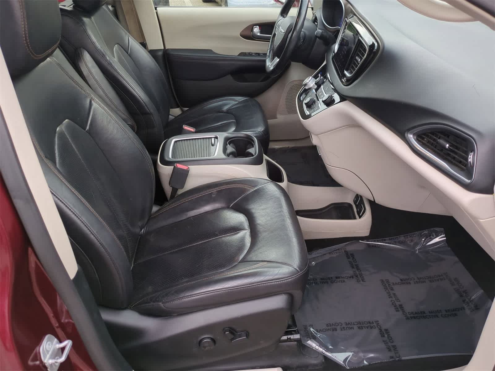 Thumbnail: 2018 Chrysler Pacifica - 19