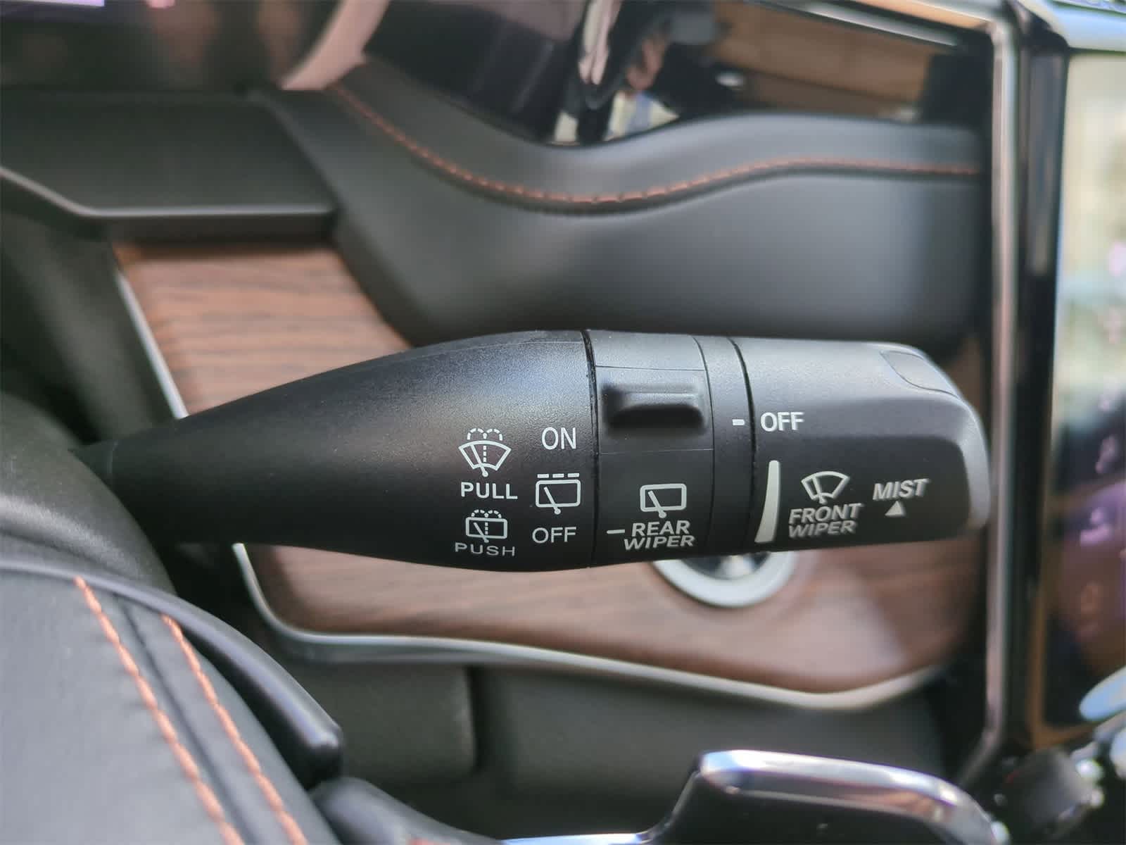 Thumbnail: 2022 Jeep Grand Cherokee L - 26