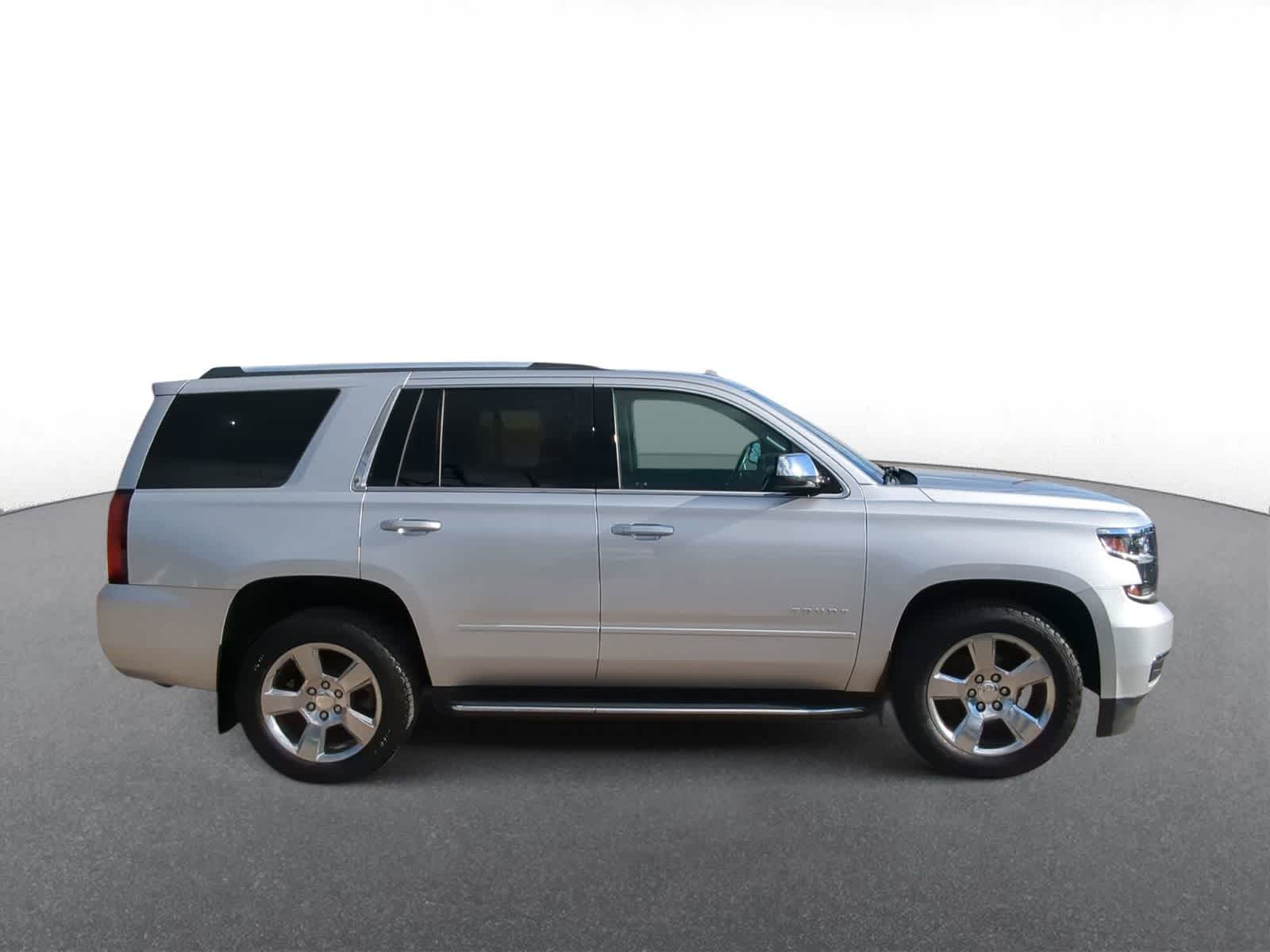 Thumbnail: 2020 Chevrolet Tahoe - 9