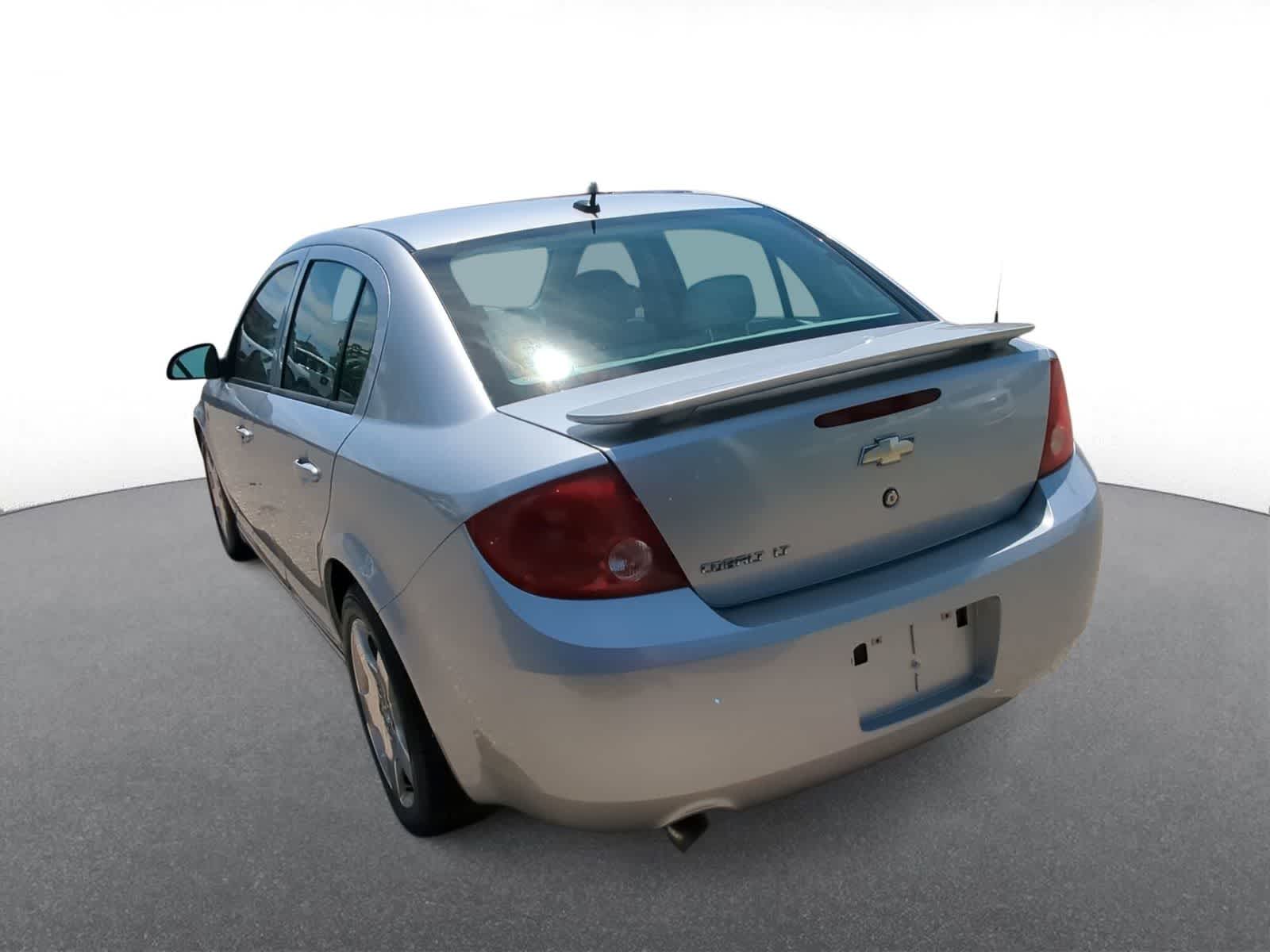 Thumbnail: 2010 Chevrolet Cobalt - 6