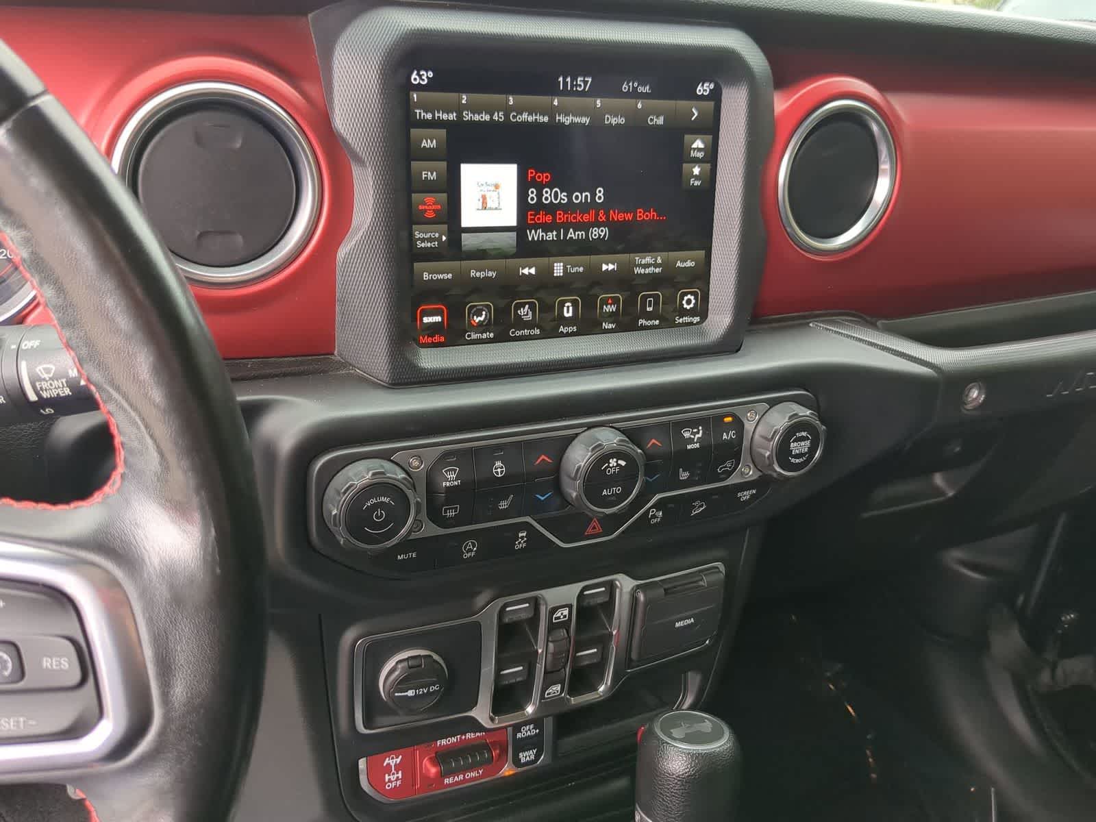 Thumbnail: 2021 Jeep Wrangler - 27