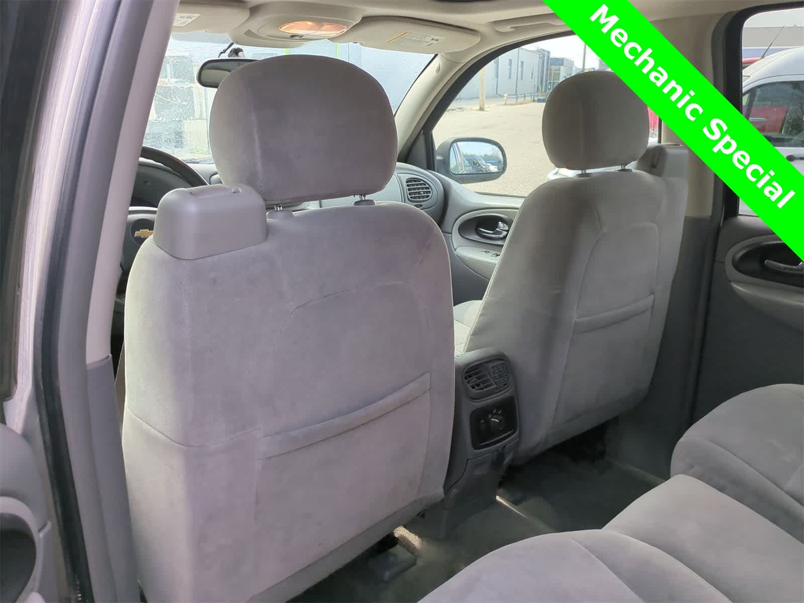 Thumbnail: 2006 Chevrolet TrailBlazer - 16