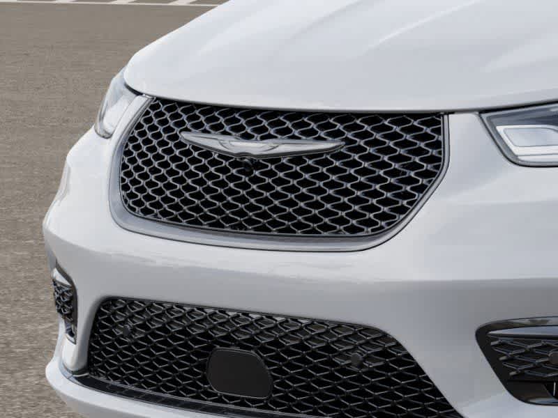 Thumbnail: 2026 Chrysler Pacifica - 11
