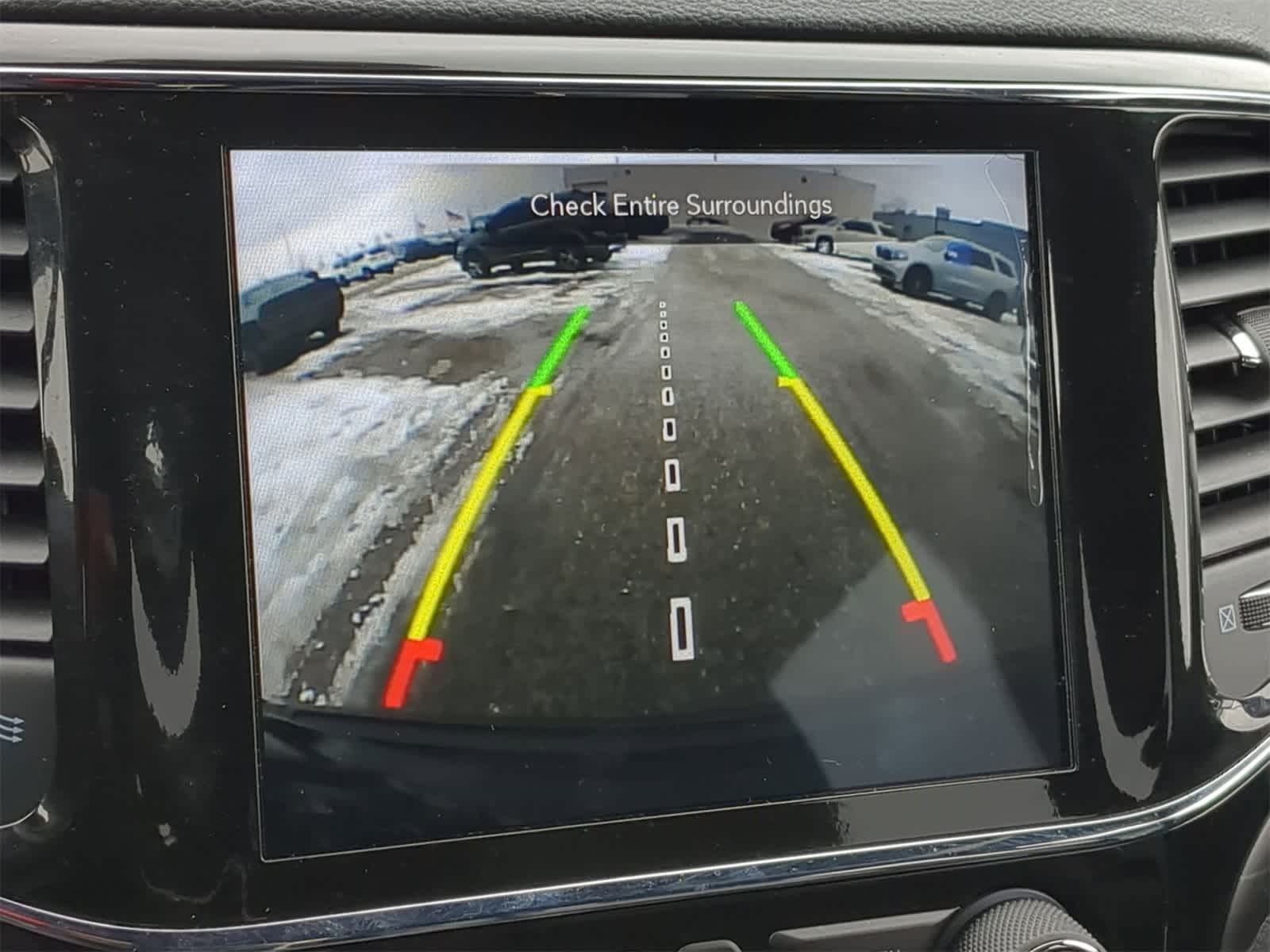 Thumbnail: 2022 Jeep Grand Cherokee - 35