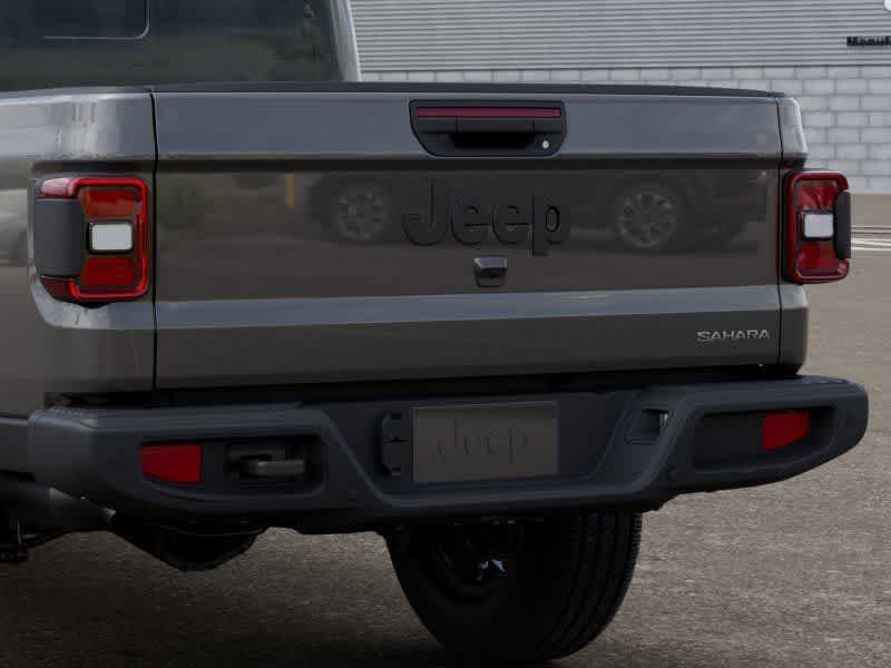 Thumbnail: 2026 Jeep Gladiator - 13