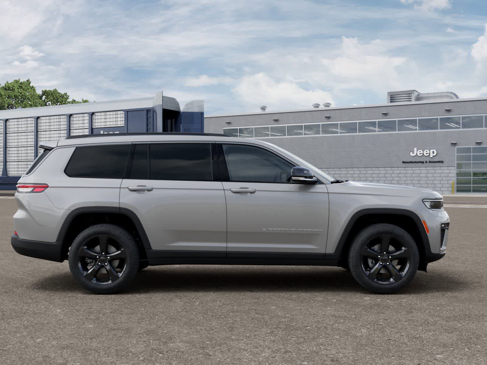 Thumbnail: 2026 Jeep Grand Cherokee L - 21