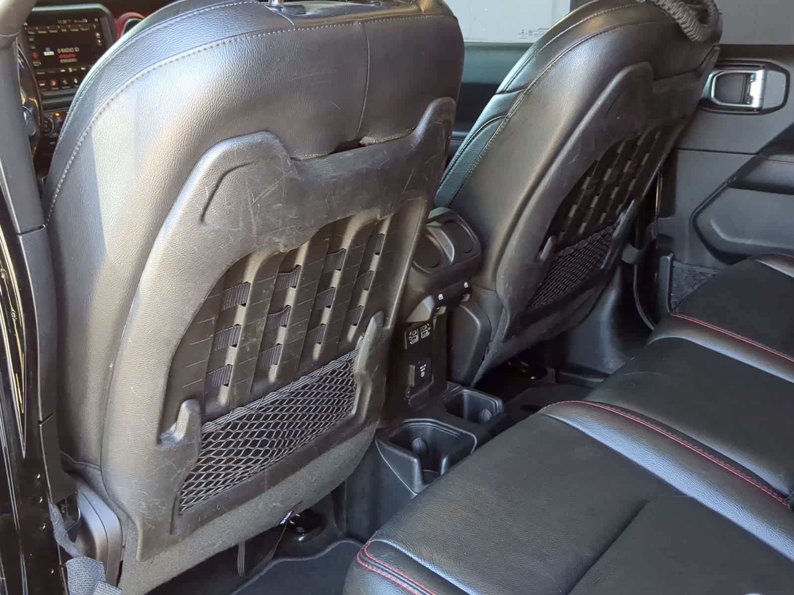 Thumbnail: 2020 Jeep Gladiator - 18