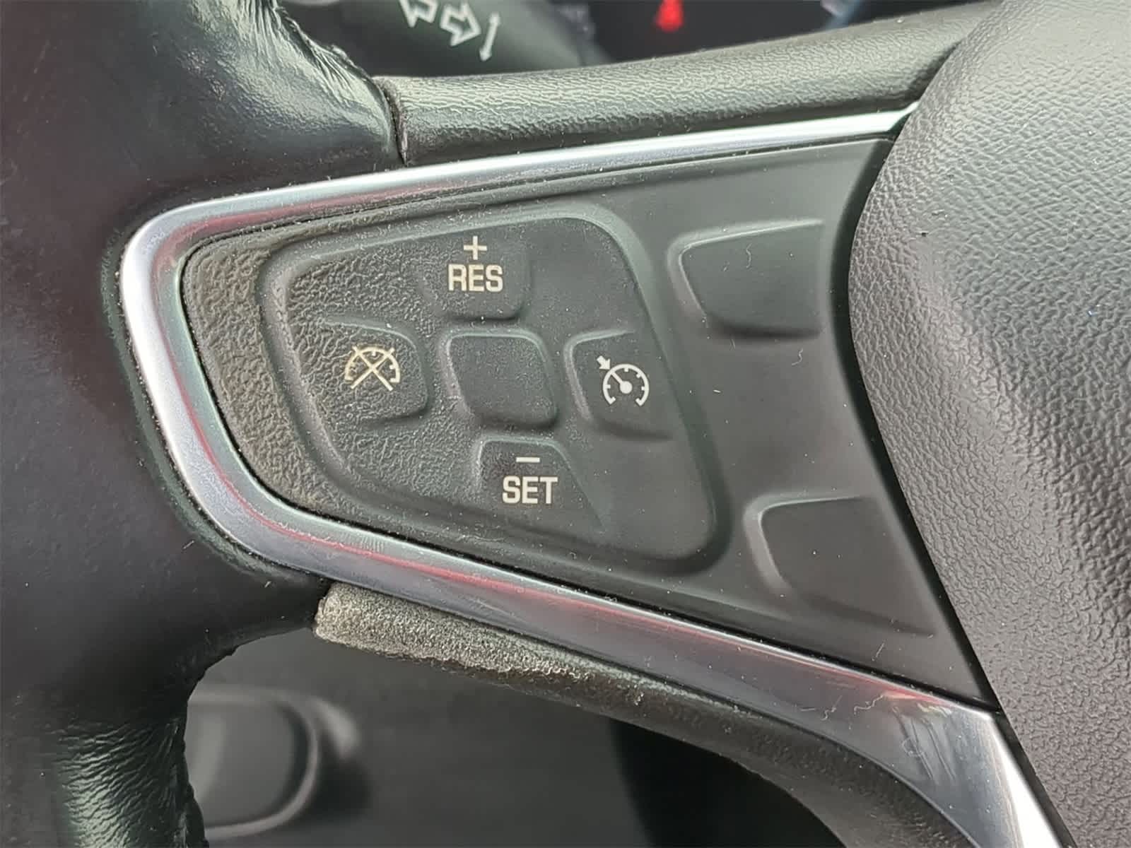 Thumbnail: 2018 Chevrolet Equinox - 23