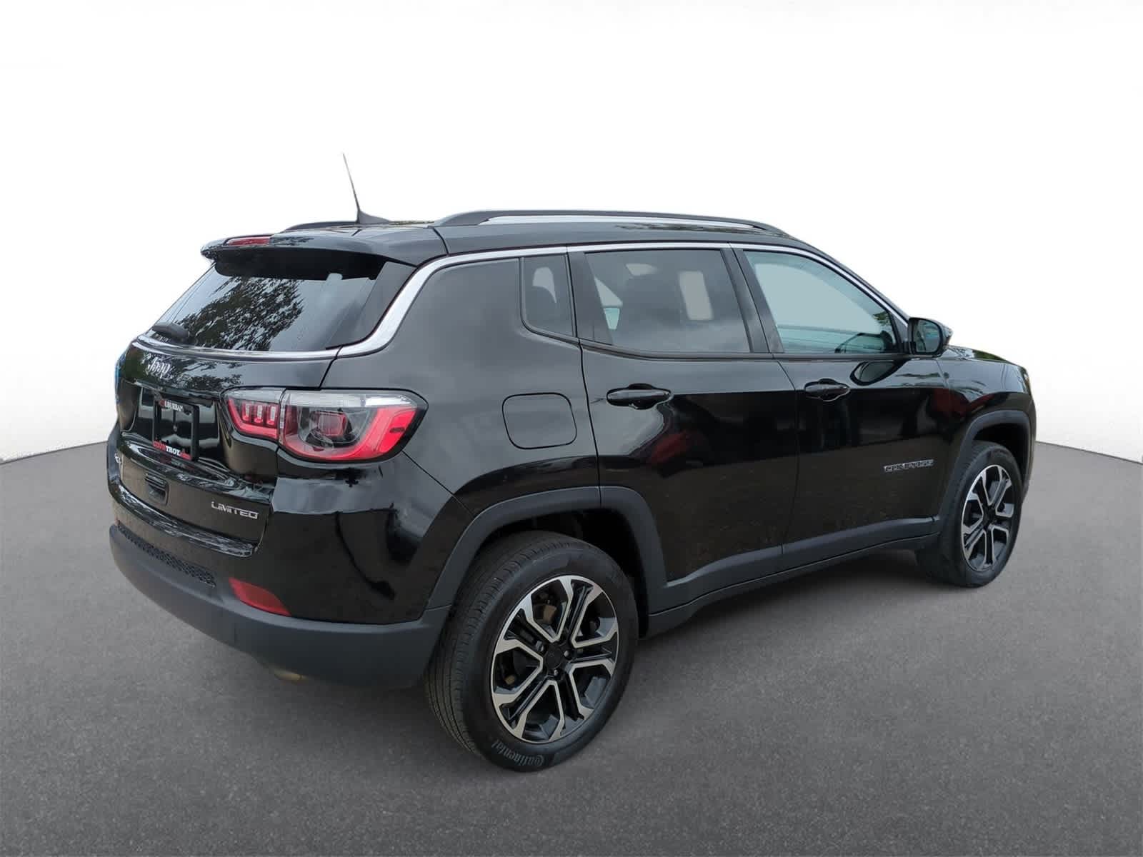 Thumbnail: 2022 Jeep Compass - 8