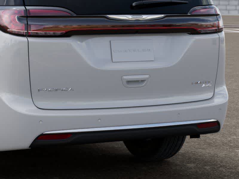 Thumbnail: 2026 Chrysler Pacifica - 13
