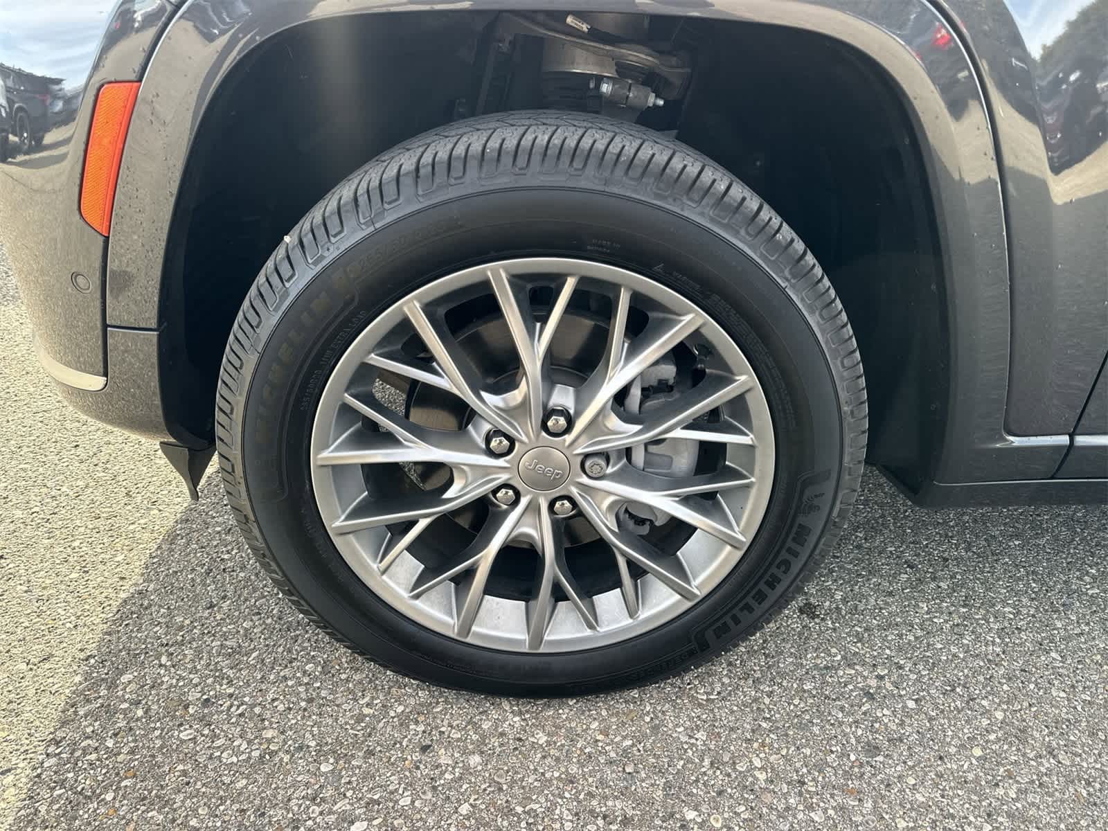 Thumbnail: 2023 Jeep Grand Cherokee L - 14