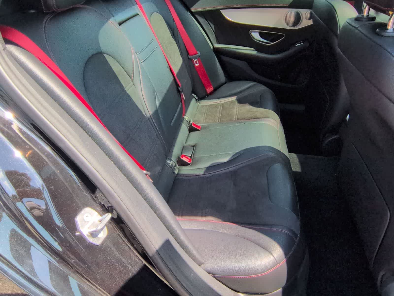 Thumbnail: 2016 Mercedes-Benz C-Class - 21