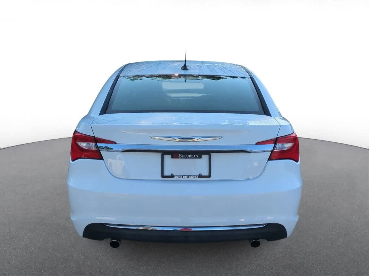 Thumbnail: 2012 Chrysler 200 - 7