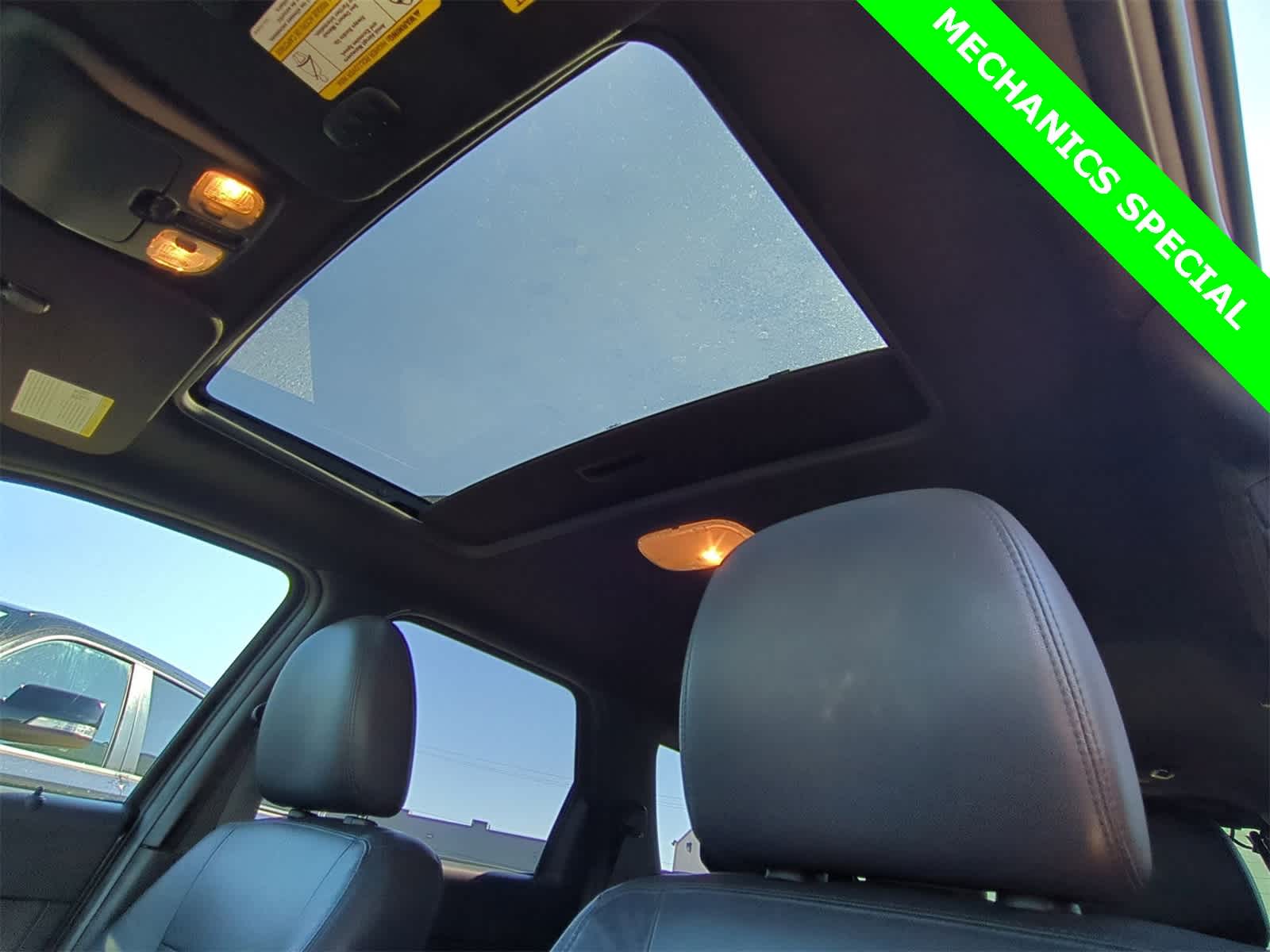 Thumbnail: 2012 Ford Escape - 19