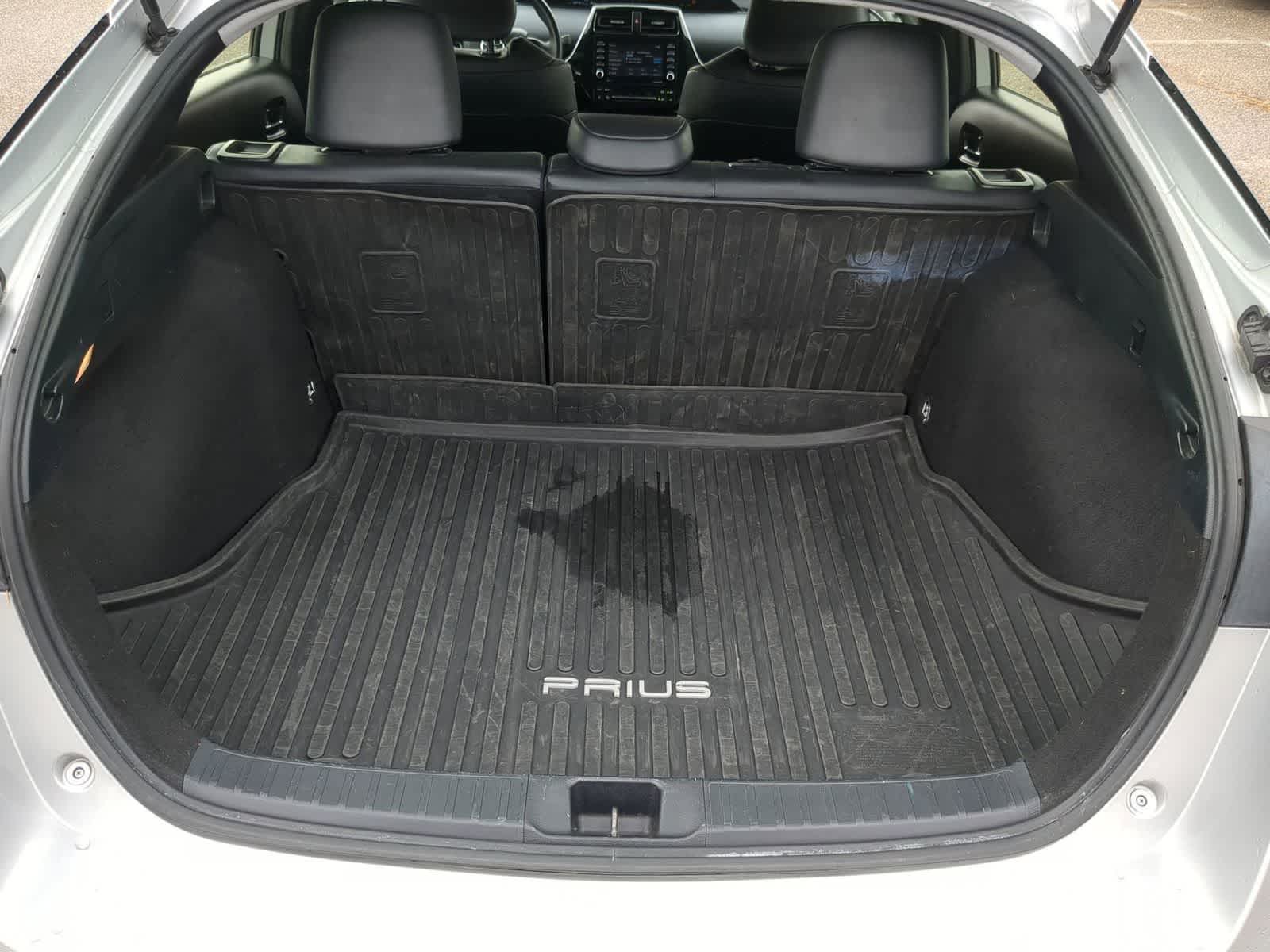 Thumbnail: 2022 Toyota Prius - 31