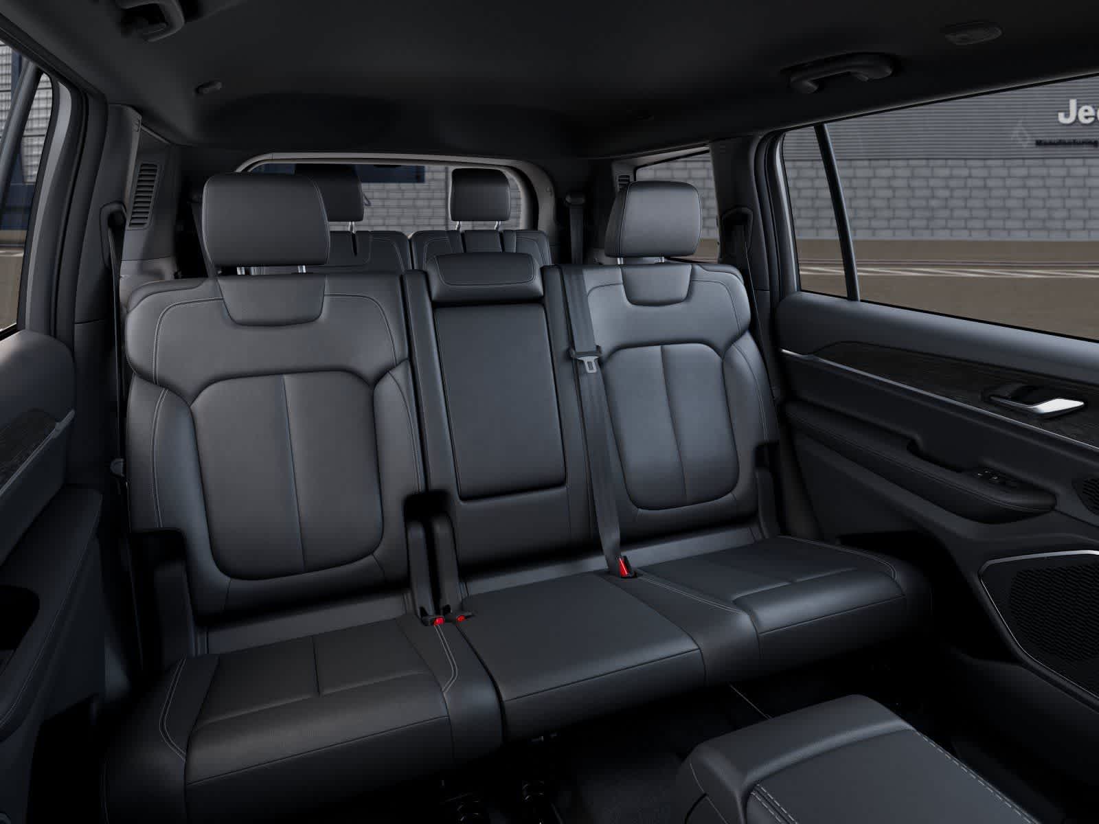 Thumbnail: 2026 Jeep Grand Cherokee L - 15